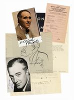 Raccolte di oltre 30 tra lettere, firme e dediche autografe di registi, attori e produttori cinematografici italiani e stranieri.