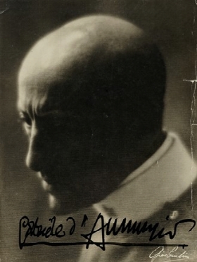  D'Annunzio Gabriele : Ritratto fotografico con firma autografa.  - Asta Libri, autografi e manoscritti - Libreria Antiquaria Gonnelli - Casa d'Aste - Gonnelli Casa d'Aste