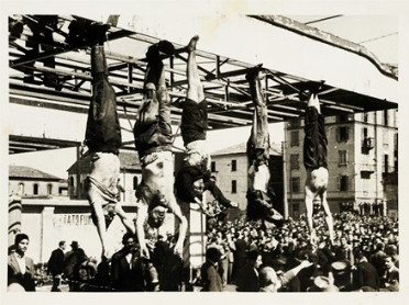 Fotografia - Mussolini e piazzale Loreto.  - Asta Libri, Autografi e Manoscritti - Libreria Antiquaria Gonnelli - Casa d'Aste - Gonnelli Casa d'Aste