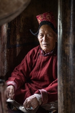  Sandra von Borries : Tingsha tibetano.  - Asta Mostra e asta di beneficenza a favore dell'Ospedale del Cuore di Monasterio. - Libreria Antiquaria Gonnelli - Casa d'Aste - Gonnelli Casa d'Aste